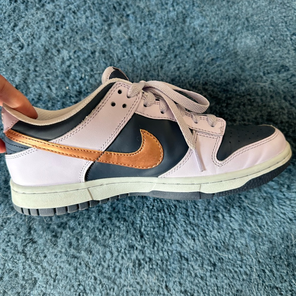 Nike dunk low Y6 or women’s 7.5